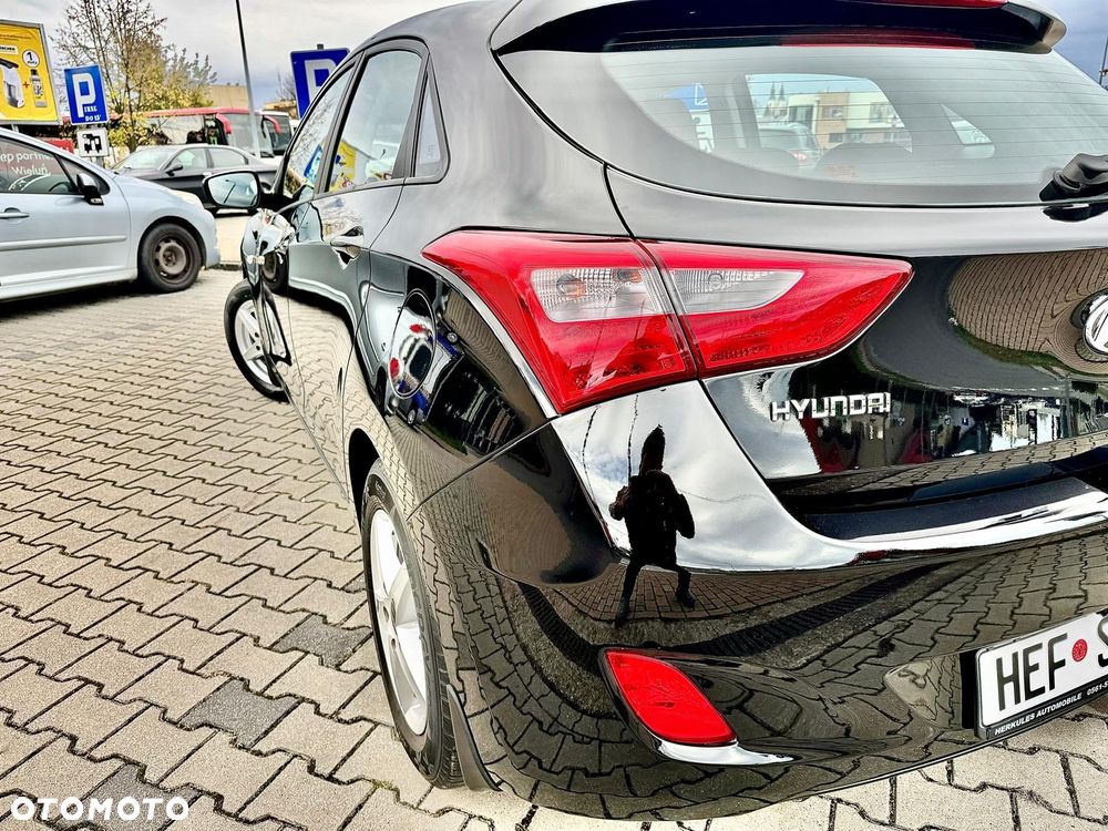 Hyundai i30 1.4 Premium - 33