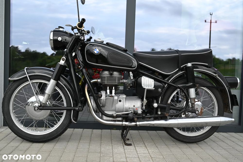 BMW R - 3
