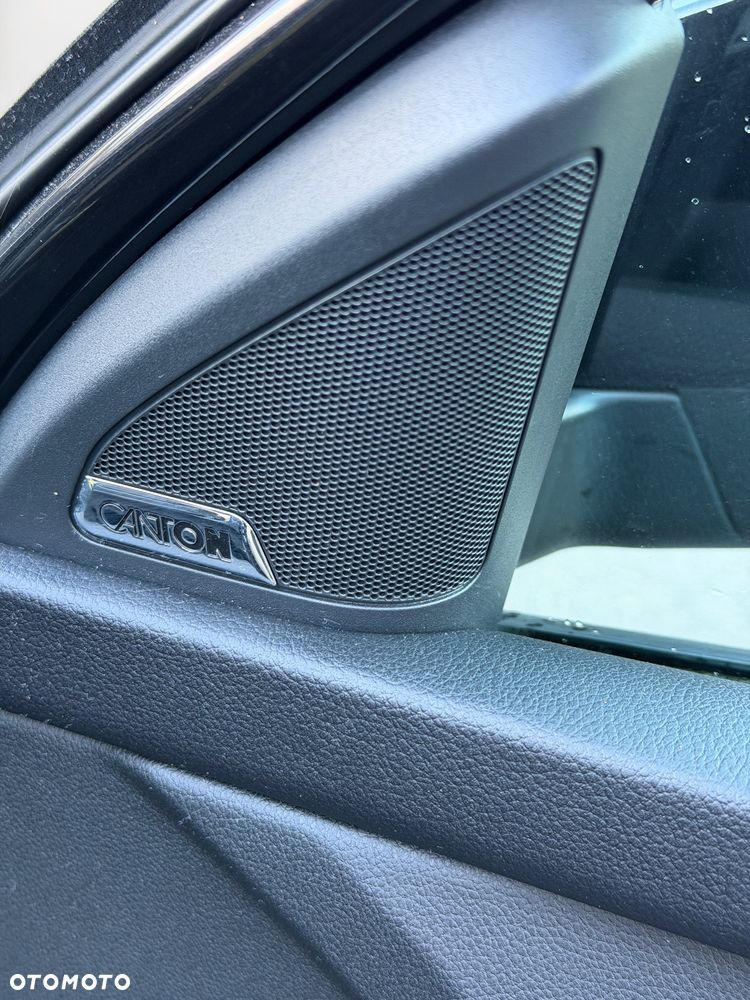 Skoda Octavia 2.0 TDI DSG RS - 36