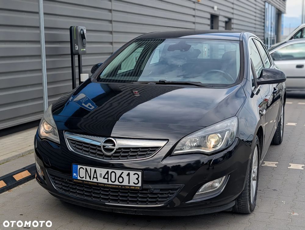 Opel Astra 1.7 CDTI DPF ecoFLEX Start/Stop Design Edition - 11