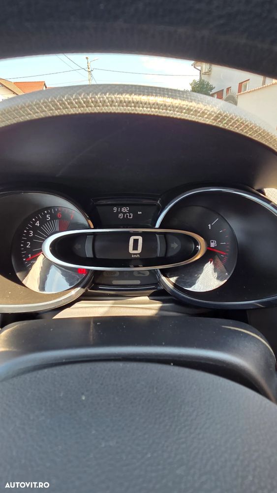Renault Clio 1.2 Life - 6