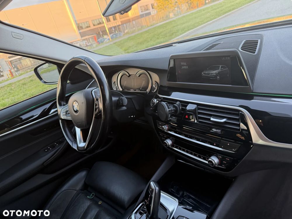 BMW Seria 5 520d xDrive Sport Line sport - 6