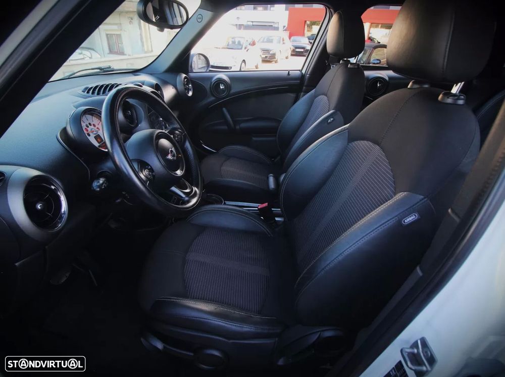MINI Countryman Cooper D Aut. - 12