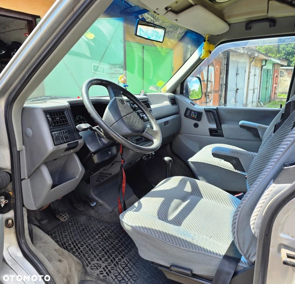 Volkswagen Transporter - 13