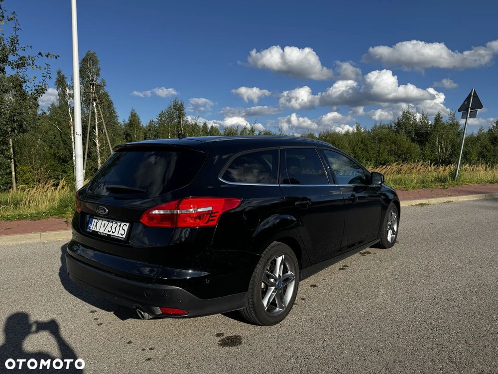 Ford Focus - 22