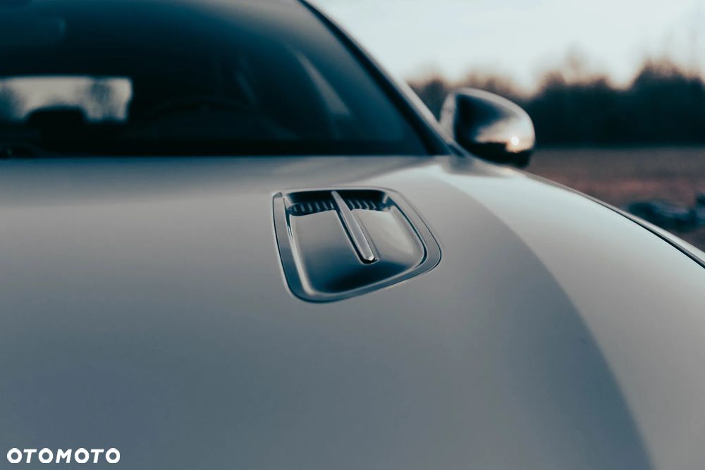 Kia Stinger - 14