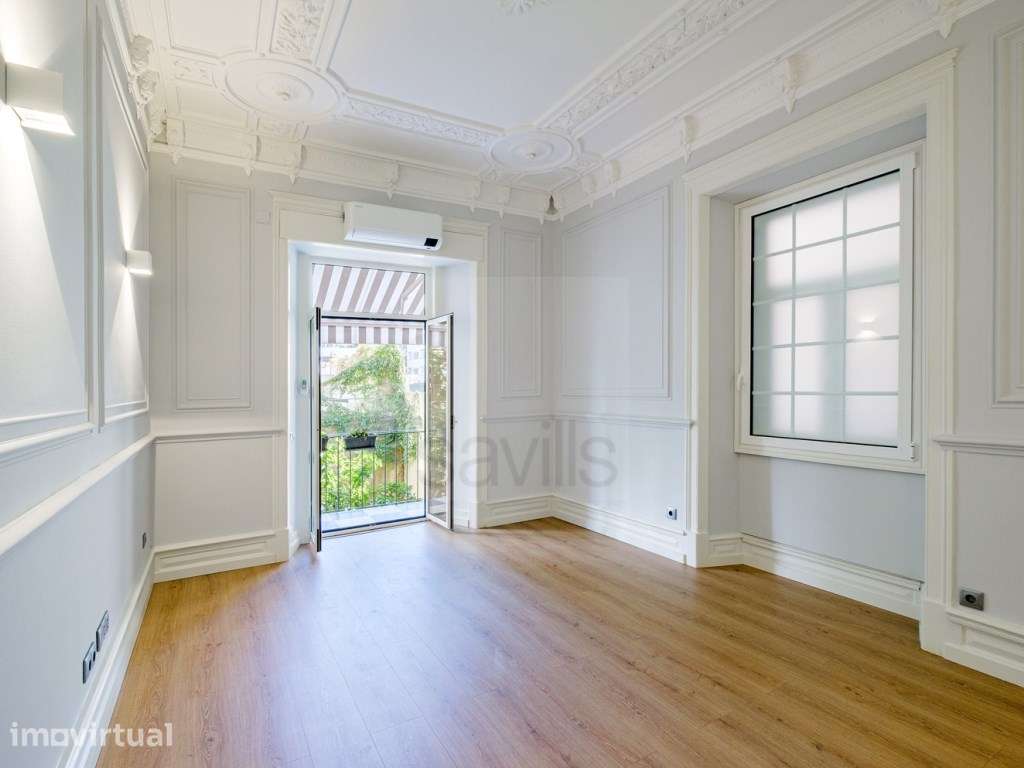 Apartamento T4 remodelado nas Avenidas Novas, em Lisboa - Grande imagem: 4/31