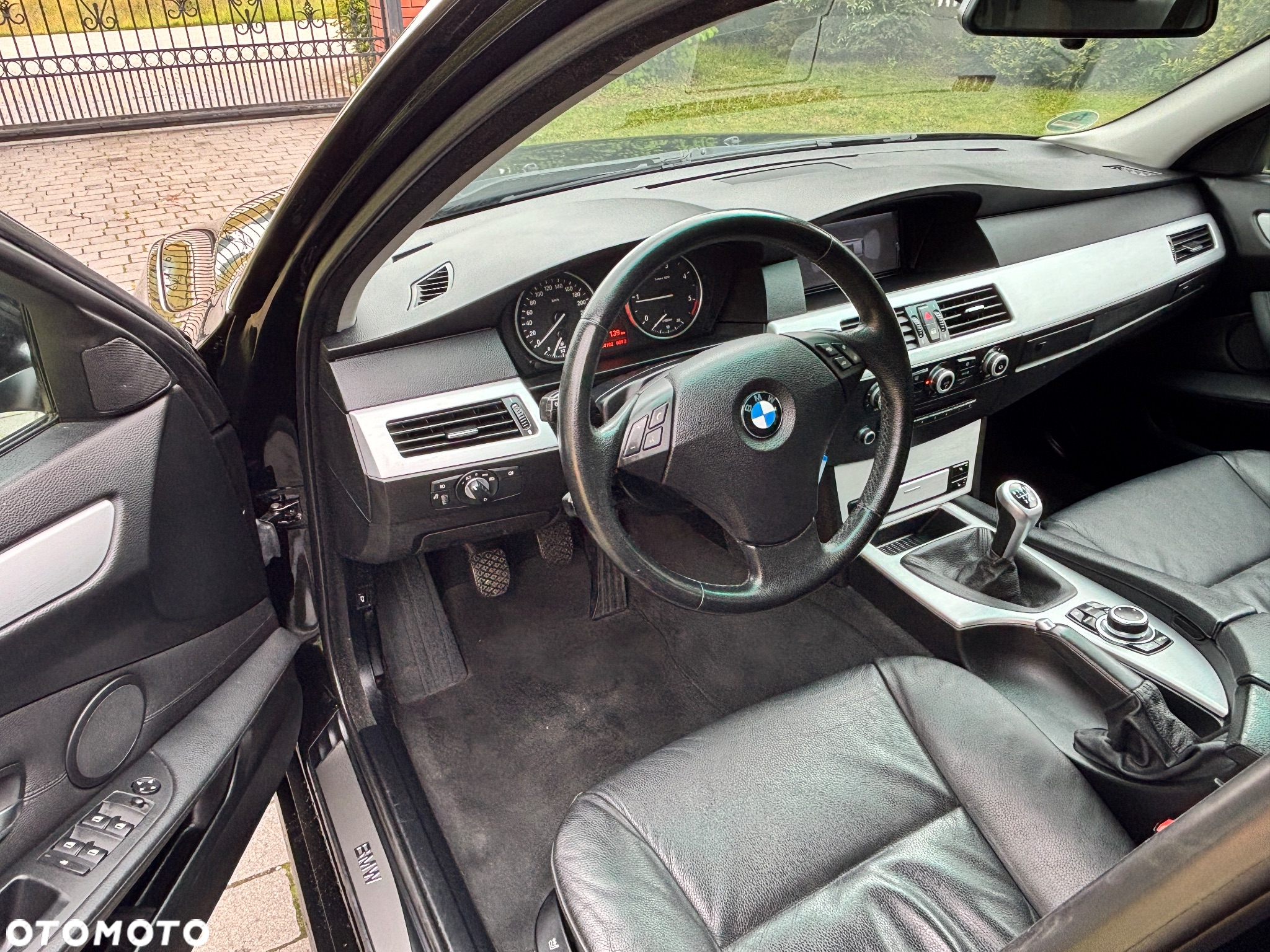 BMW Seria 5 520d - 8