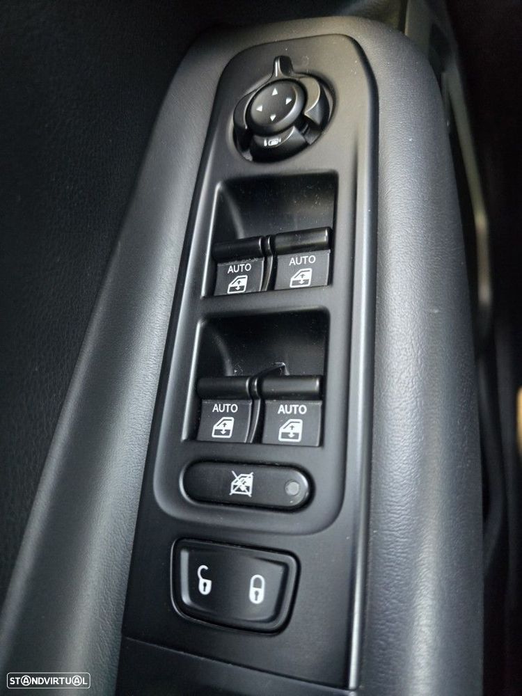 Jeep Renegade 1.0 T 80º Aniversário - 23