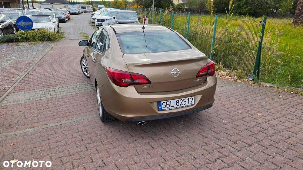 Opel Astra 1.4 Turbo Active - 25
