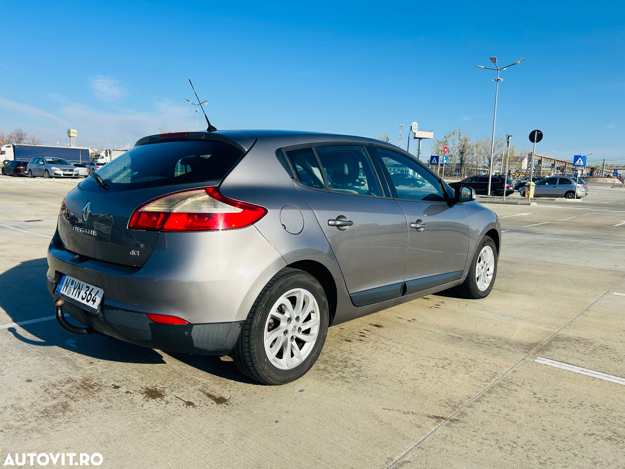 Renault Megane 1.5 dCi Authentique - 8