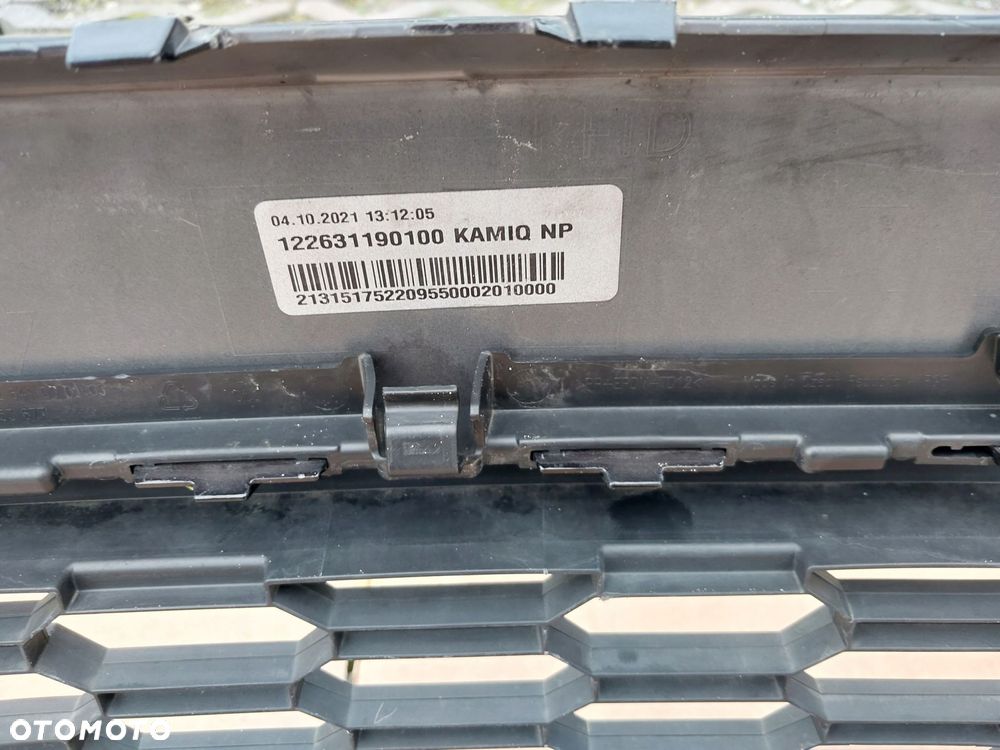 ZDERZAK PRZÓD SKODA KAMIQ ORYGINAŁ ŁADNY STAN - 9