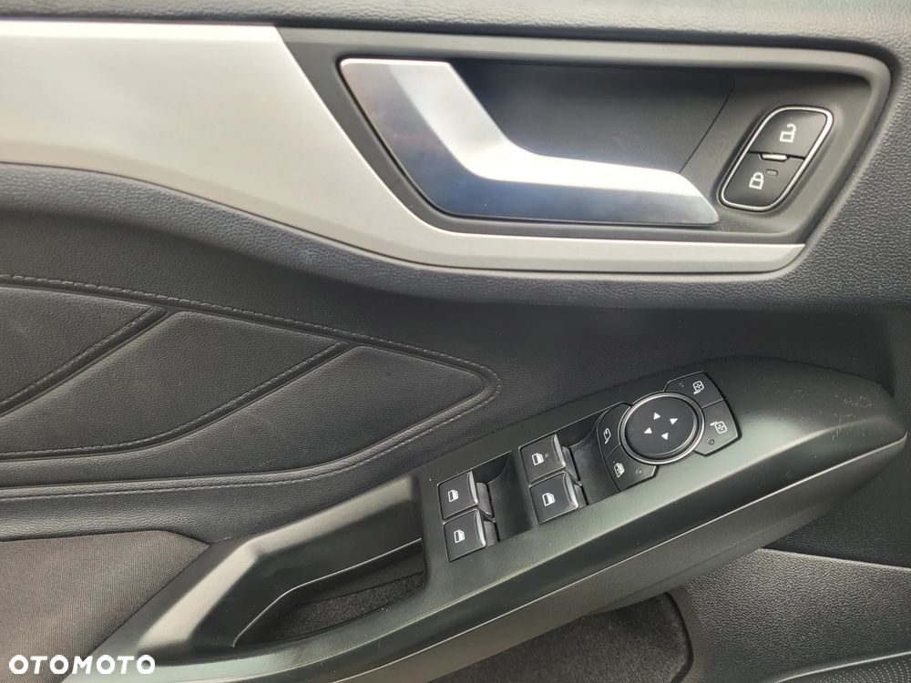 Ford Focus 2.0 TDCi Gold X ASS PowerShift - 19