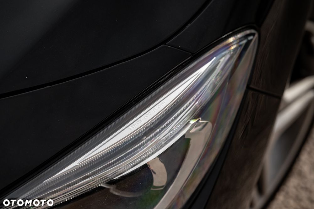 Mercedes-Benz CLA 250 4Matic 7G-DCT AMG Line - 16