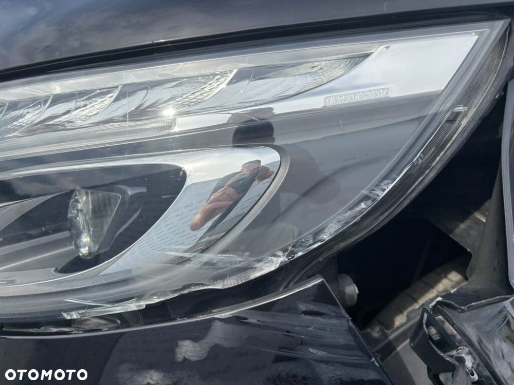 Mercedes-Benz Klasa V 220 (BlueTEC) d lang 7G-TRONIC - 17