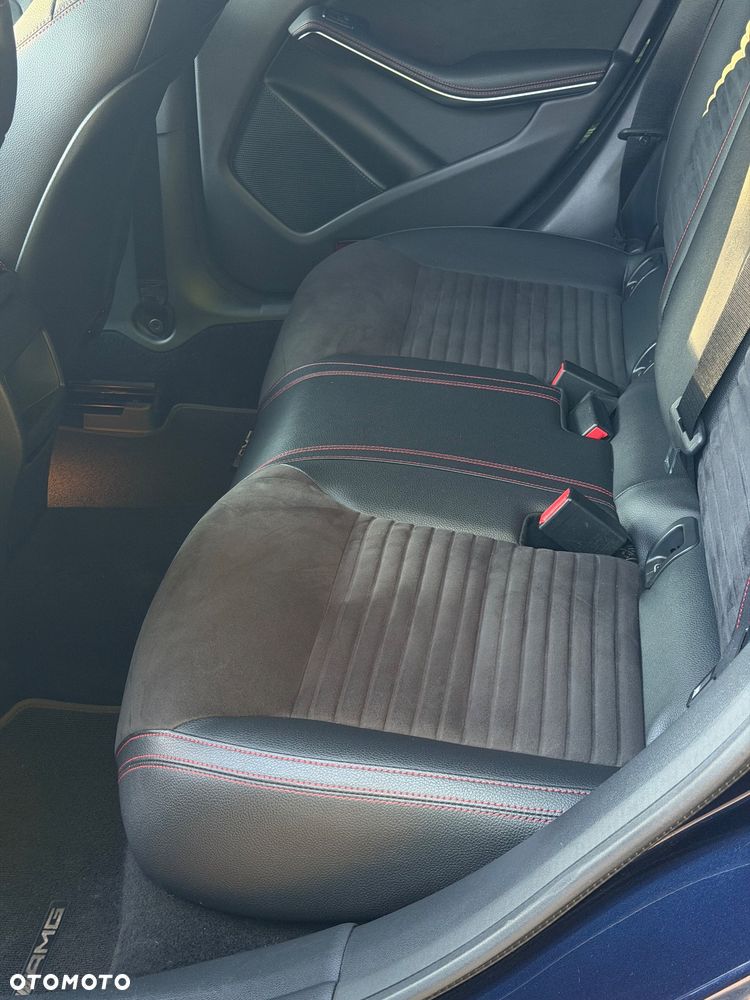 Mercedes-Benz CLA - 6