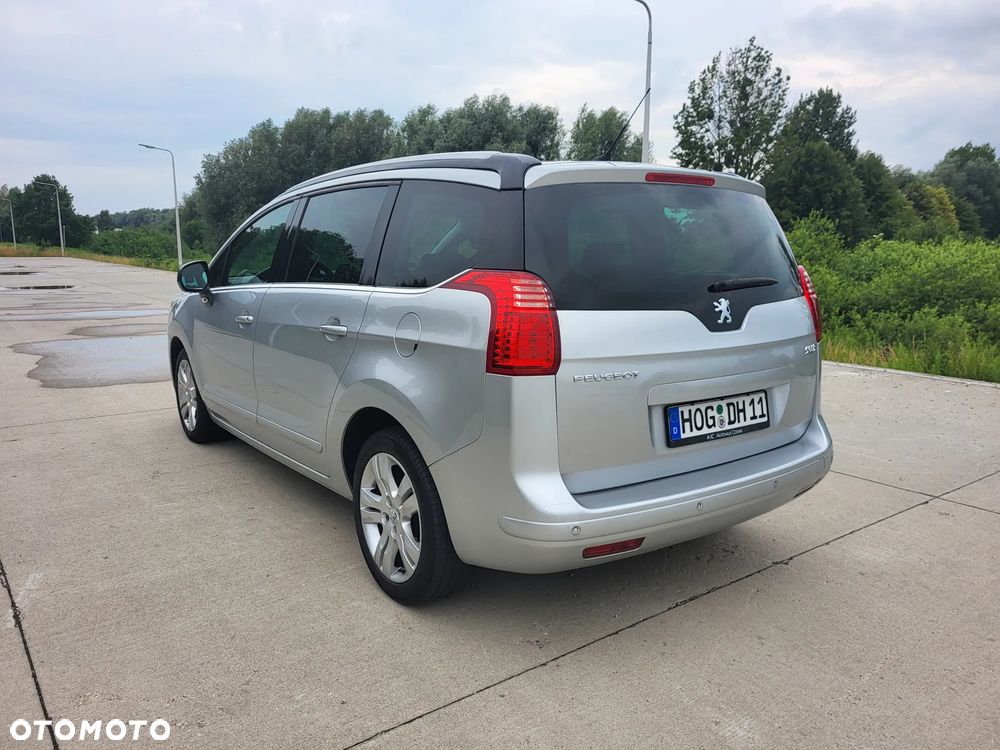 Peugeot 5008 - 13