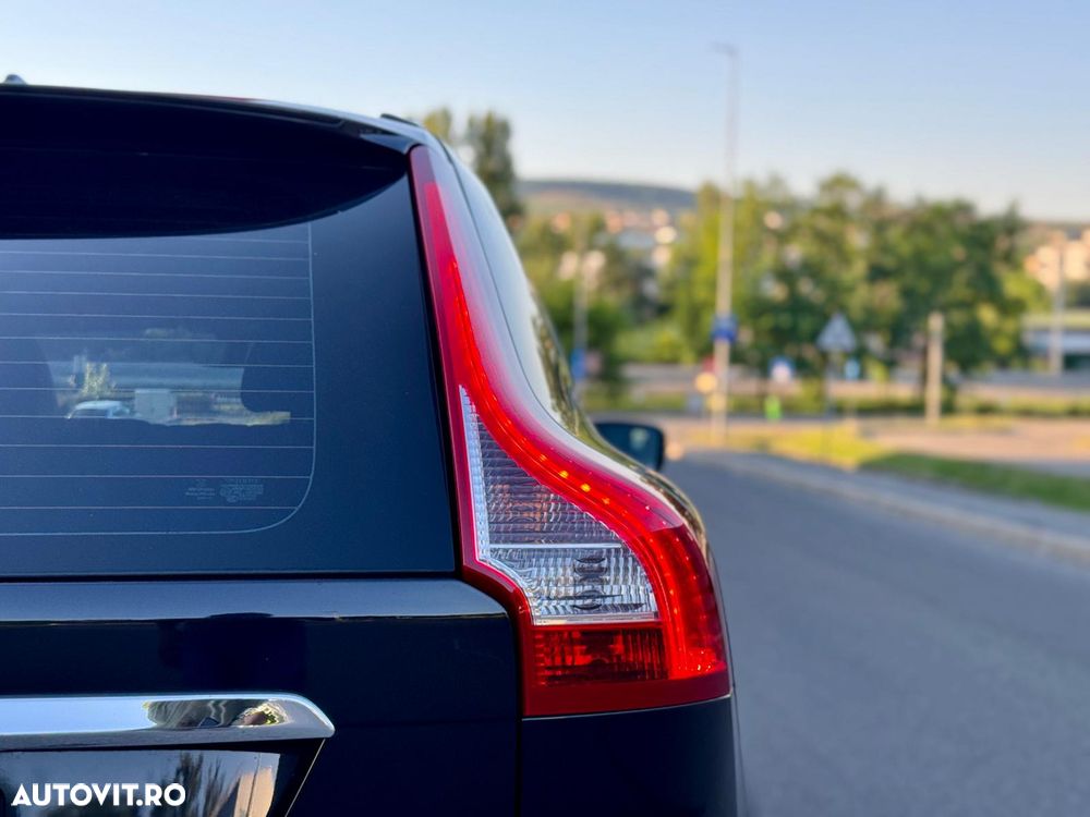 Volvo XC 60 D4 Geartronic Summum - 16
