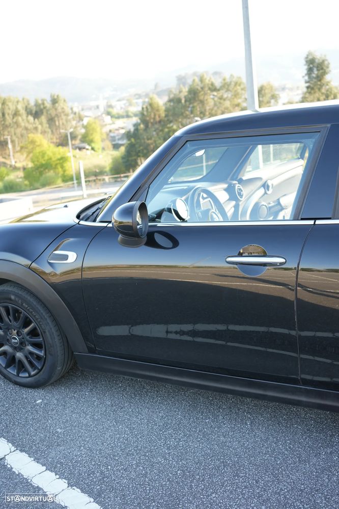 MINI 5 Portas Cooper D - 17
