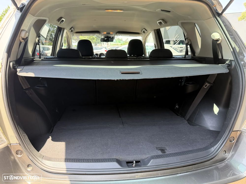 Toyota Verso 1.6 D-4D Comfort+GPS - 36