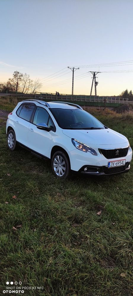 Peugeot 2008 1.2 Pure Tech GPF Style - 1
