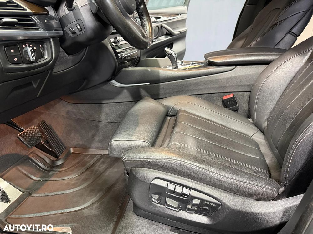 BMW X6 xDrive40d - 23