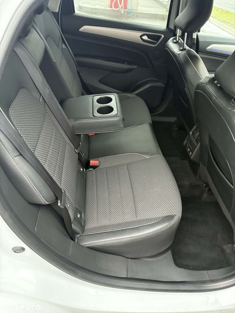 Renault Arkana 1.6 E-TECH Intens MMT - 15