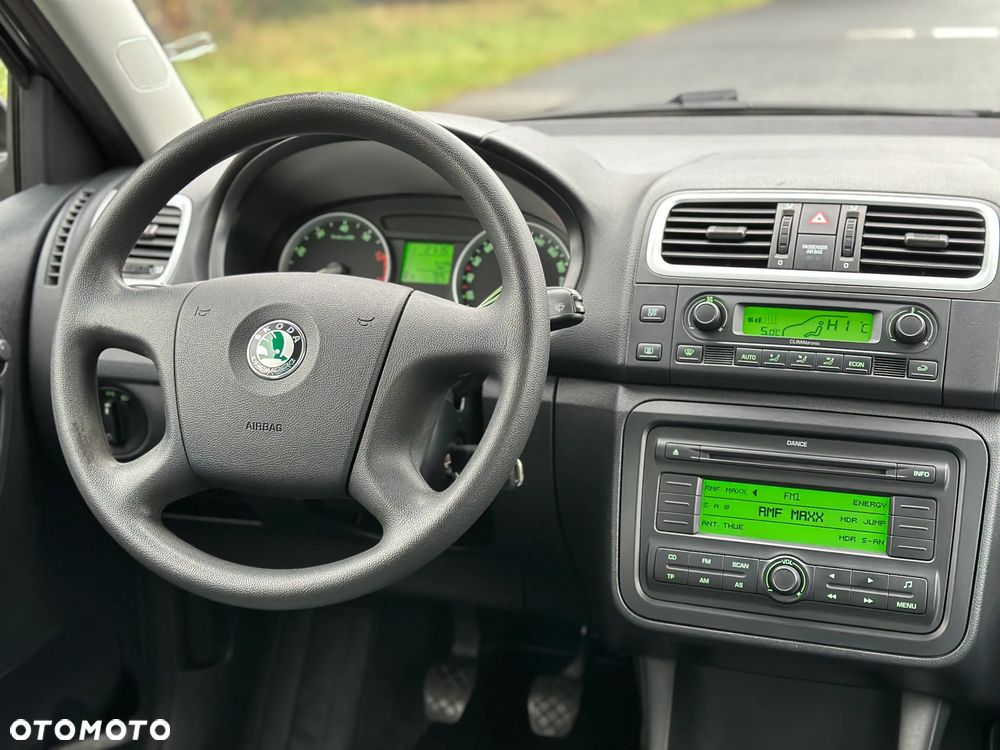 Skoda Fabia 1.6 16V Elegance - 28