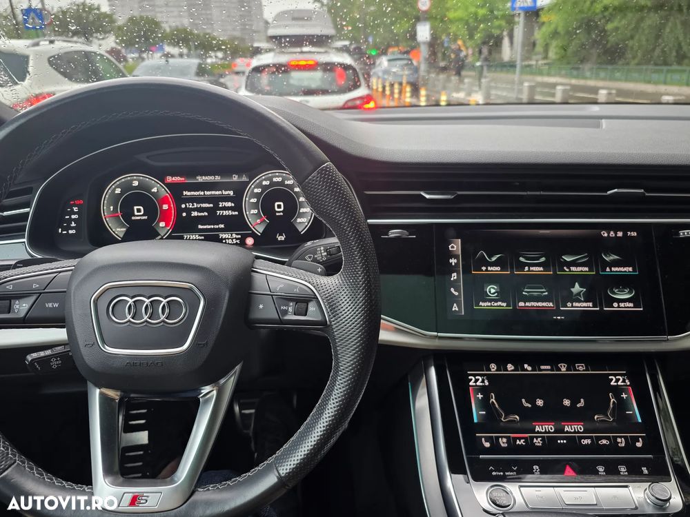 Audi Q8 - 9