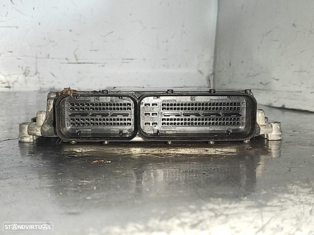 CENTRALINA MOTOR UCE OPEL ASTRA H TWINTOP 2006 -0281014452 - 2