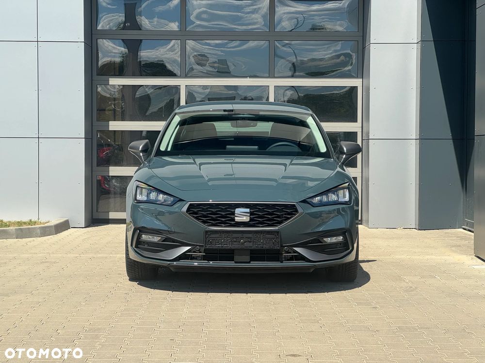 Seat Leon 1.5 eTSI FR DSG - 4