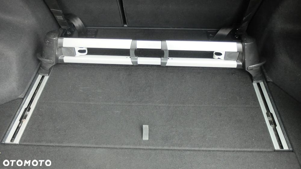 Kia Ceed Cee'd 1.6 GDI L - 31