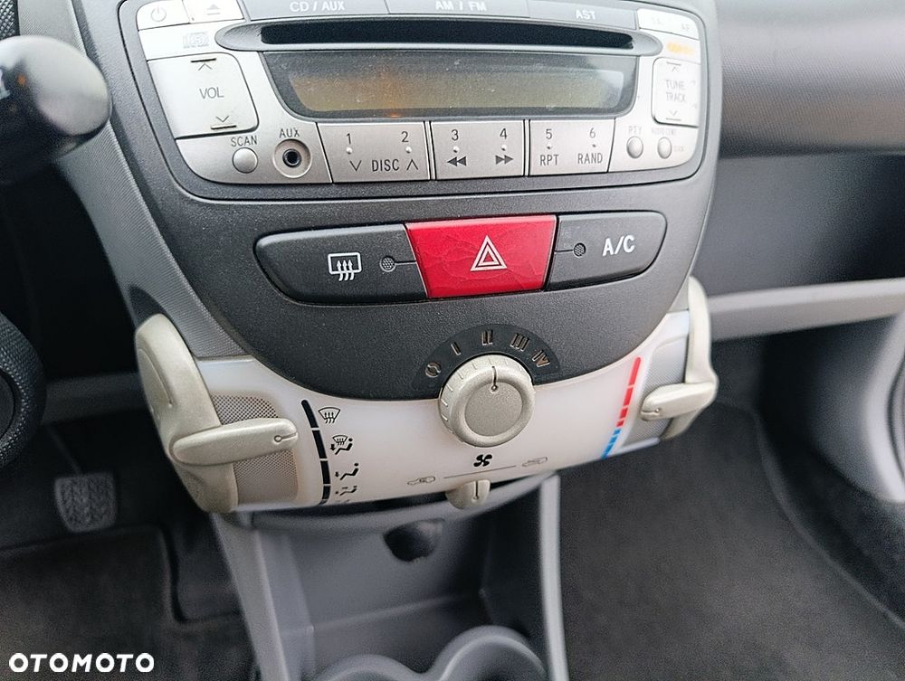 Toyota Aygo 1.0 VVT-i Gold - 18