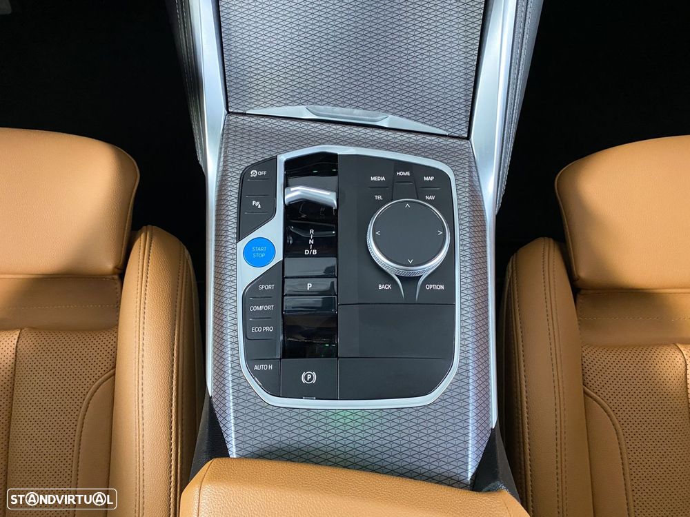 BMW i4 eDrive35 Pack Desportivo M - 16