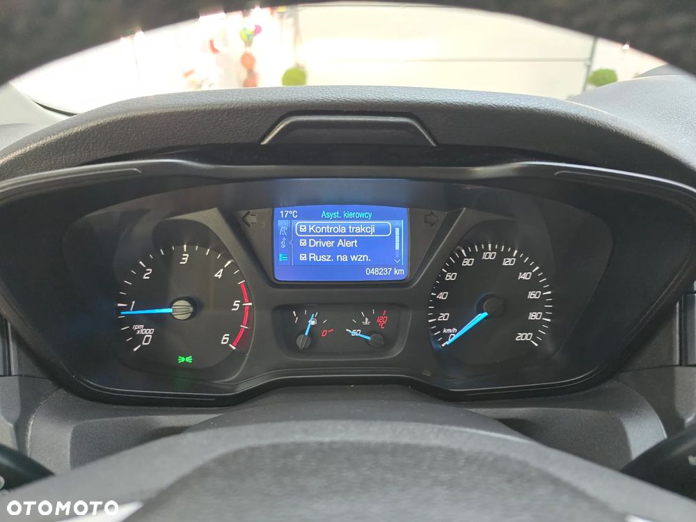 Ford TRANSIT 350-170 IZOTERMA WINDA 750Kg 48 Tyś Km SERWIS ASO FORD DO OSTATNIEGO Km SALON PL STAN JAK NOWY TEMPOMAT KLIMA ELKTRYKA ASYSTEN KIEROWCY WZMOCNIONE TYLNE ZAWIESZENIE RESOR + PODUSZKI PNEŁMATYCZNE - 32