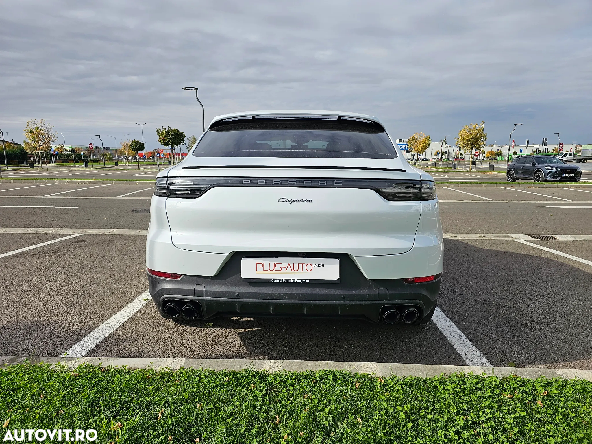 Porsche Cayenne Coupe Standard - 6