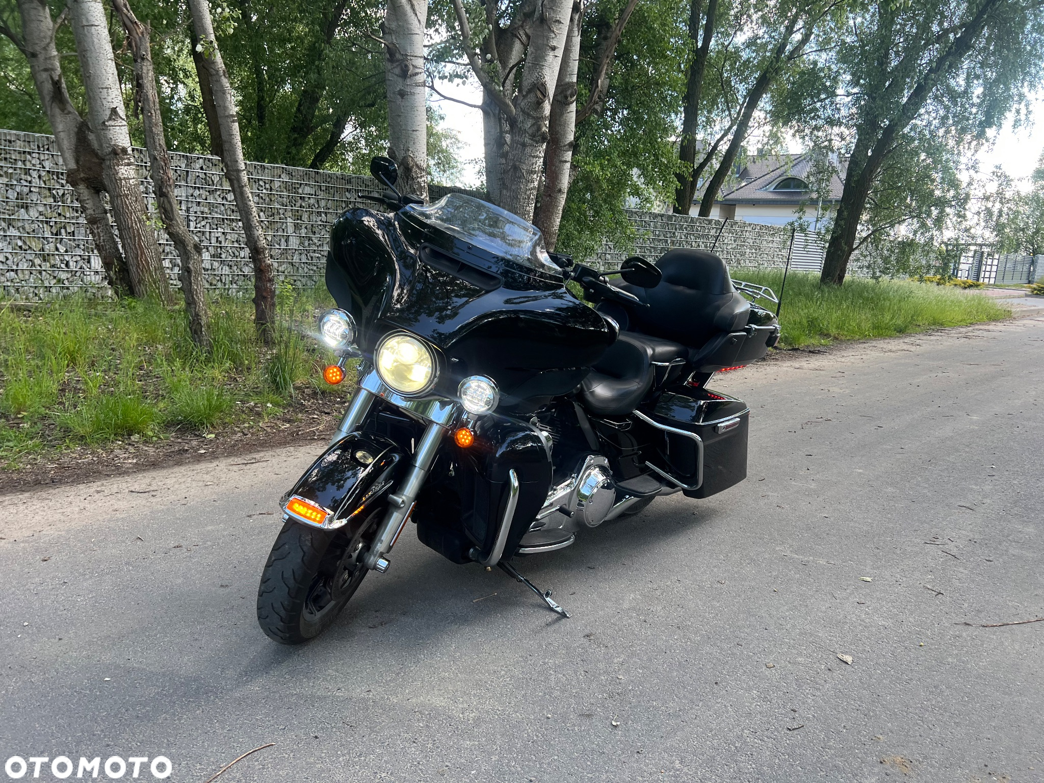 Harley-Davidson FLH Electra Glide - 14