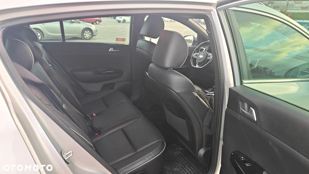 Kia Sportage 1.6 T-GDI GT Line 4WD DCT - 11