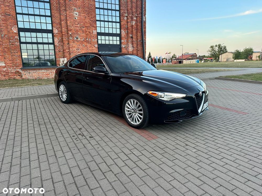 Alfa Romeo Giulia 2.0 Turbo 16V AT8-Q4 Sprint - 4