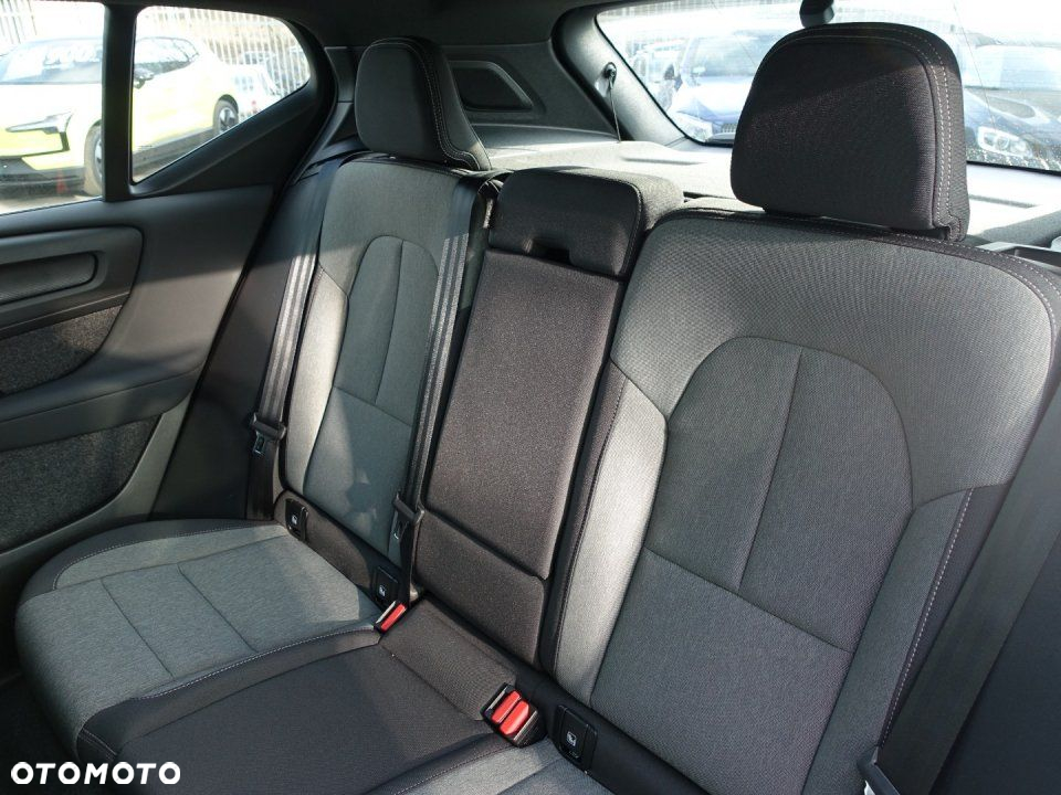 Volvo XC 40 - 23
