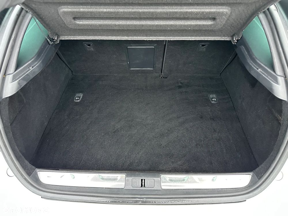 Citroën DS5 e-HDi 115 EGS6 SoChic - 10