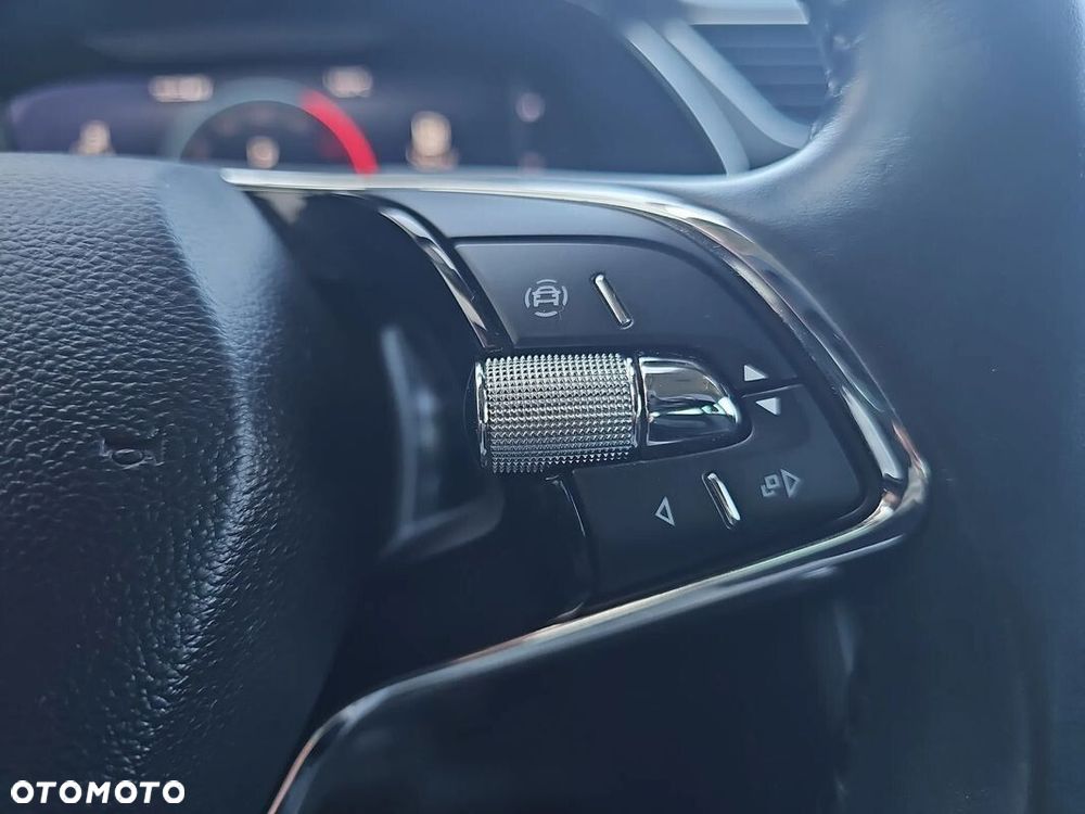 Skoda Superb 2.0 TDI SCR Style DSG - 25