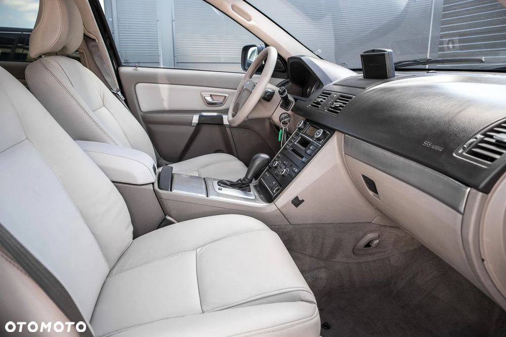 Volvo XC 90 - 29