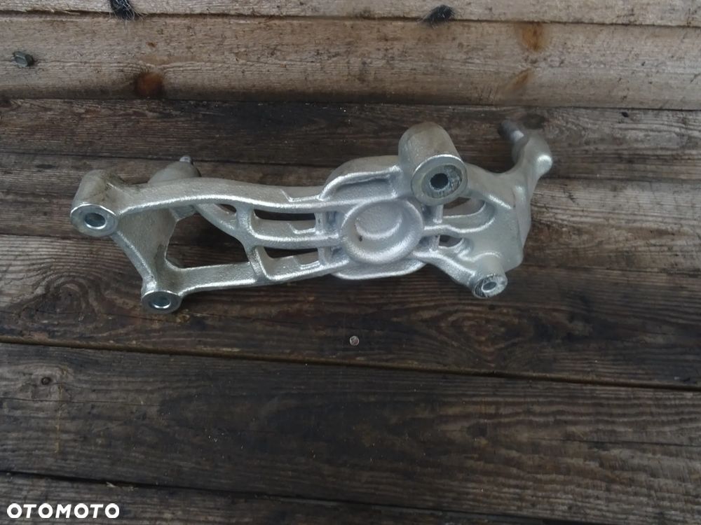 ŁAPA WSPORNIK PÓŁOSI 46857618 3217447 2.2 MJET Fiat Ducato III - 2