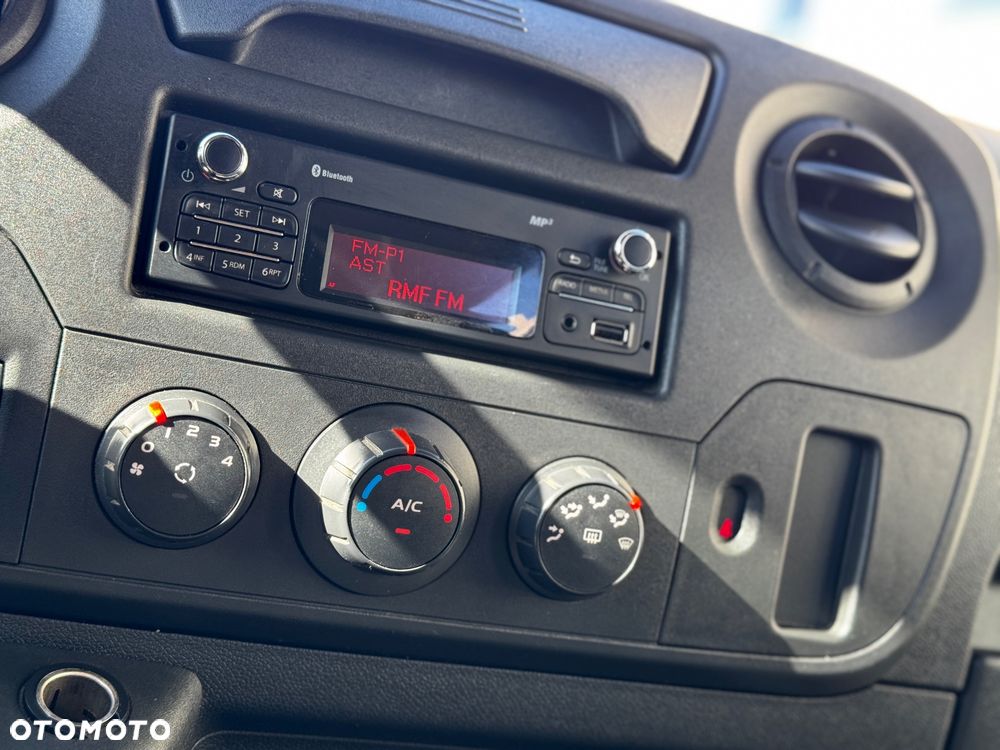 Renault Master - 17