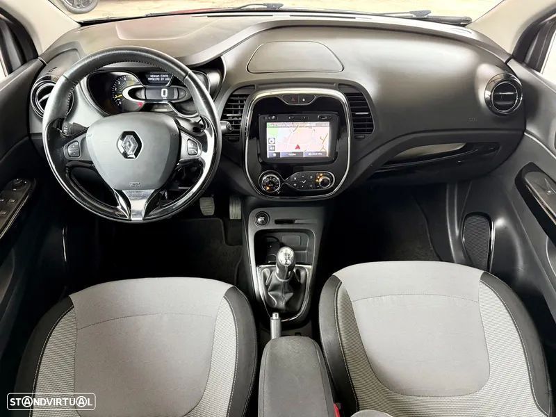 Renault Captur 1.5 dCi Exclusive - 11