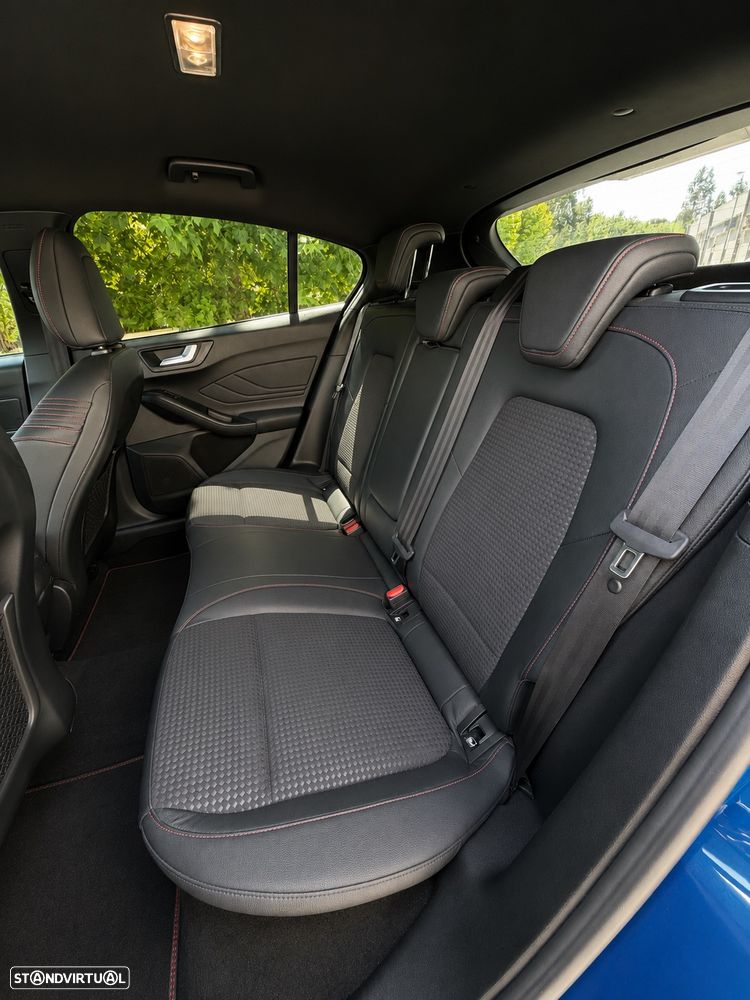 Ford Focus - 14