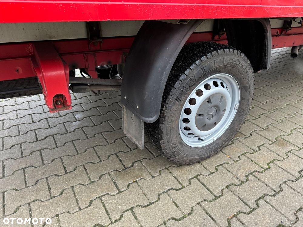 Mercedes-Benz Sprinter - 9