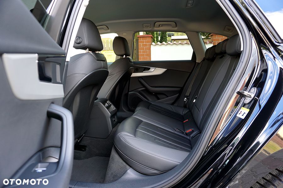 Audi A4 Avant 35 TFSI S tronic S line - 23