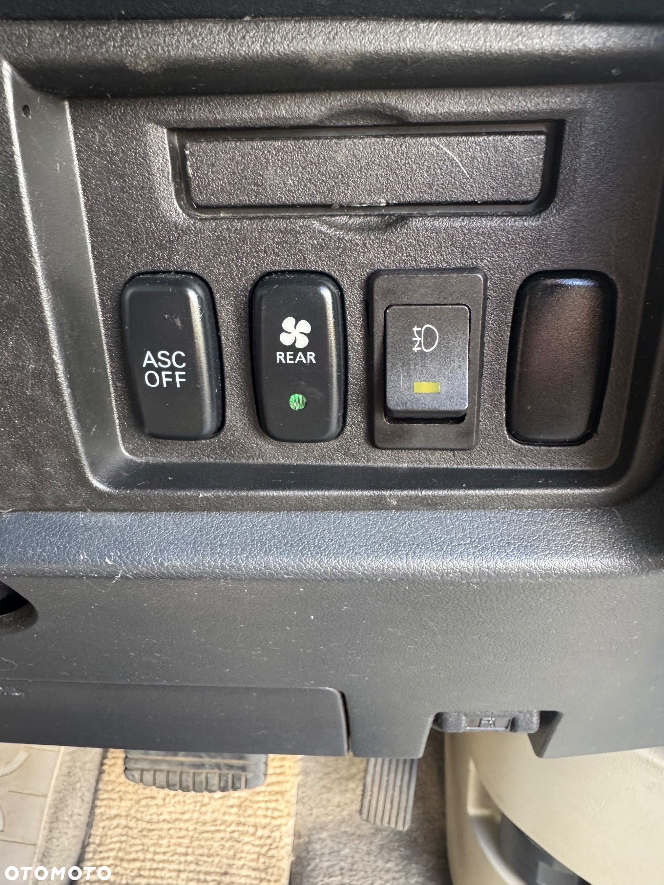 Mitsubishi L400 - 35